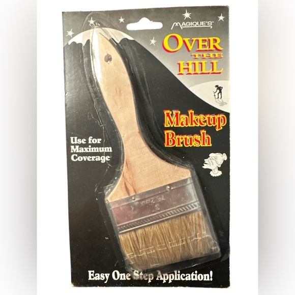 Over the Hill Makeup Brush and Beaded Necklace Set - Picture 2 of 4